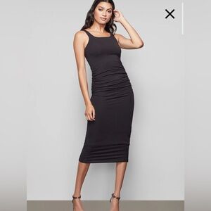 Good American The Ruched Midi Dress